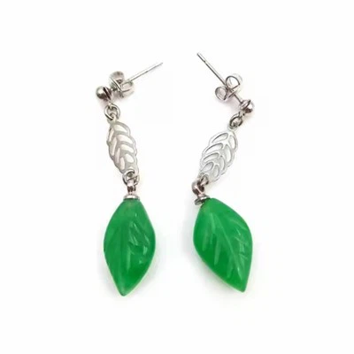 জেড কার্ভিং কানের দুল